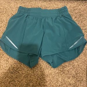 These are LULULEMON teal lagoon shorts! They’ve only been worn once! 💗
